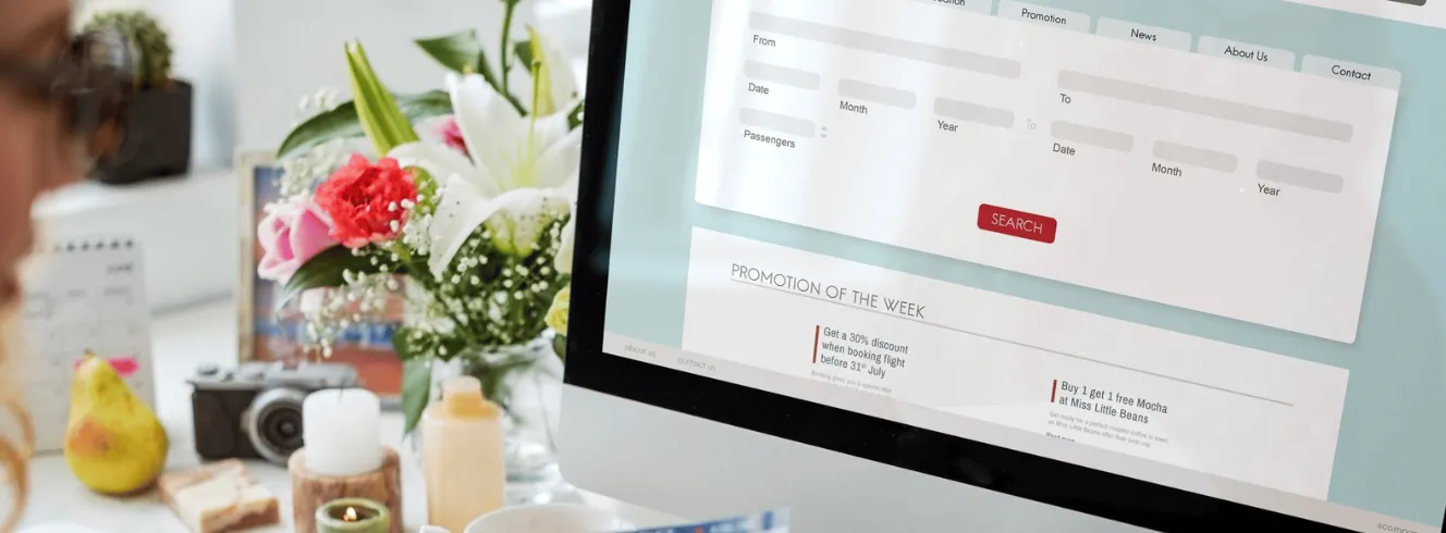 Travel agent using hold PNR feature in AgencyAuto to secure guaranteed fares for customers