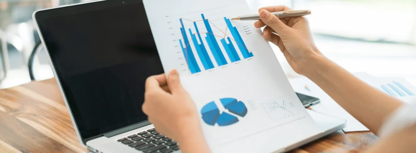 Commission management dashboard boosting revenue for travel agencies with AgencyAuto