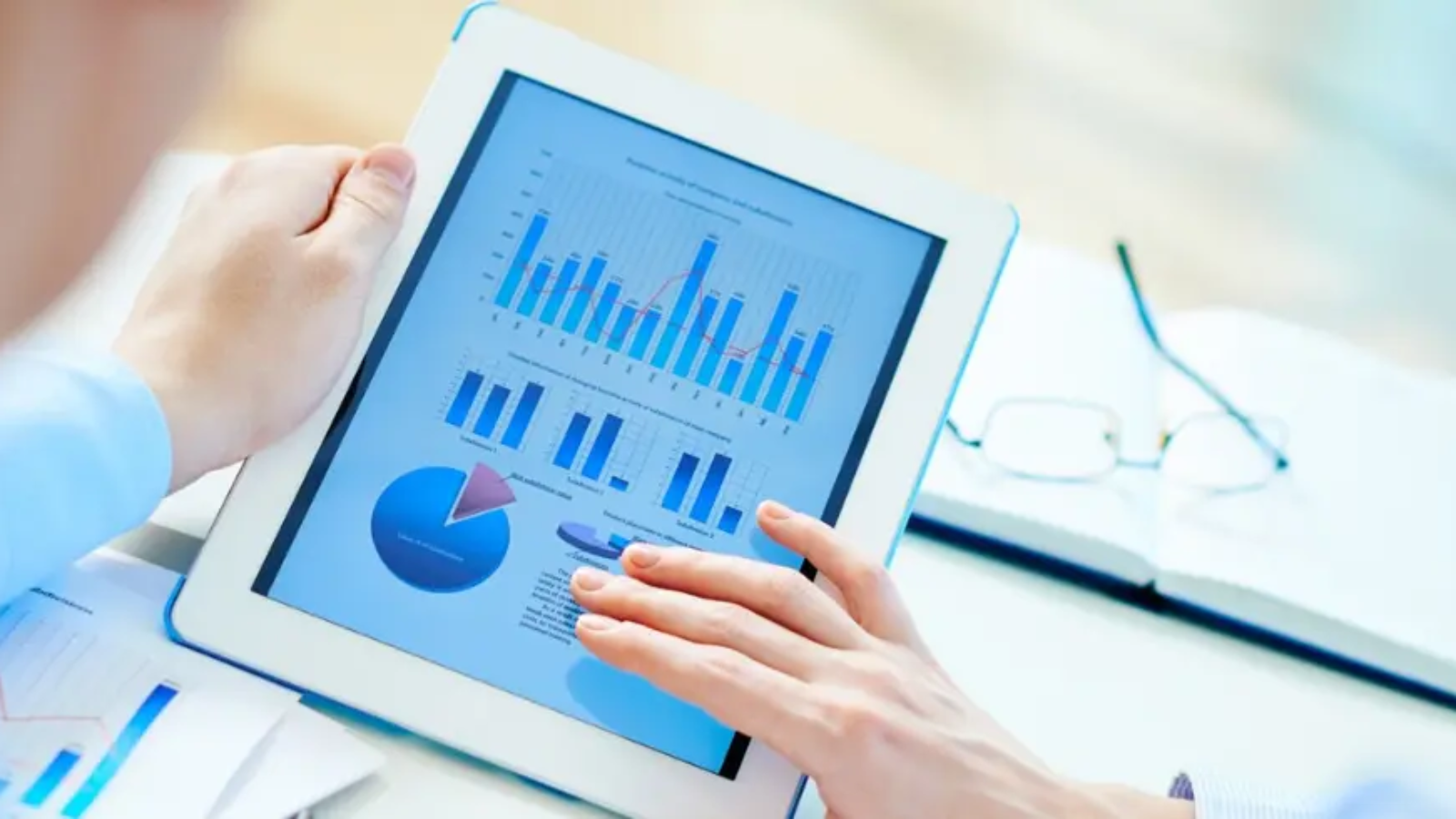 AgencyAuto analytics transforming travel agency performance with data-driven insights